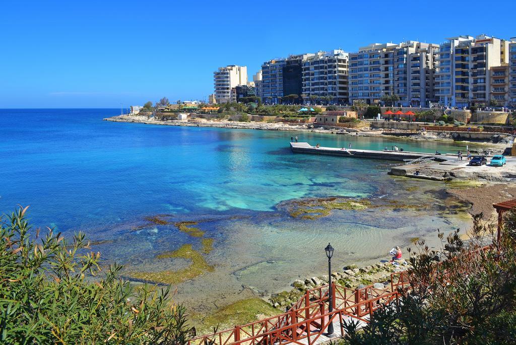Apartment With Stunning Seaviews Sliema Exterior foto