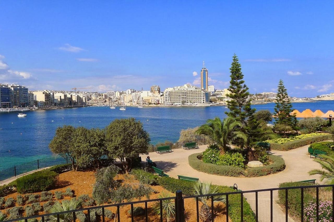 Apartment With Stunning Seaviews Sliema Exterior foto