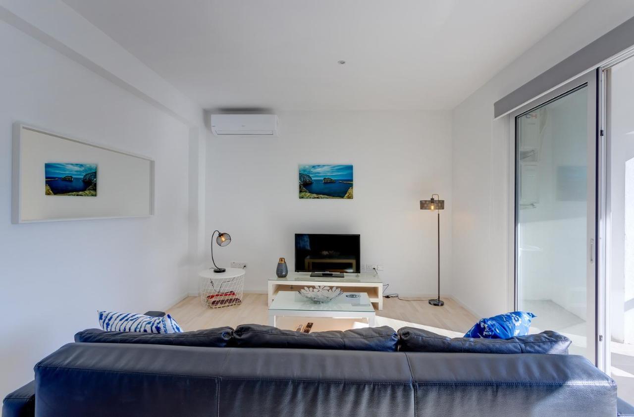 Apartment With Stunning Seaviews Sliema Exterior foto